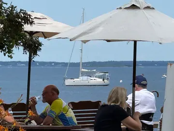 Leyna in harbor